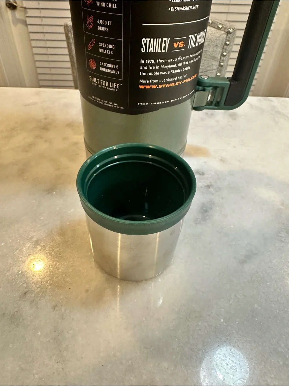 Stanley The Legendary Classic Bottle – Vacuum Insulated Stainless Steel - 2QT - Picture 7 of 12